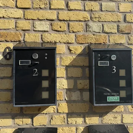 Апартаменты Cosy Et Lumineux Centre *